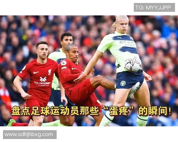 大眼仔足球明星的精彩瞬间与背后故事揭秘