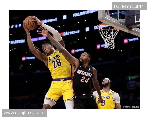 湖人对决猛龙的精彩较量今日上演球迷期待一场激烈的篮球盛宴